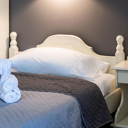 Lia Beachfront Apartments Stalos Ngoại thất bức ảnh