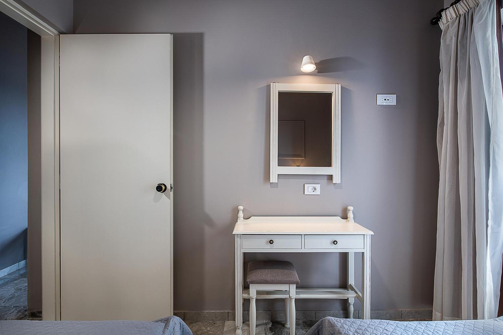 Lia Beachfront Apartments Stalos Phòng bức ảnh