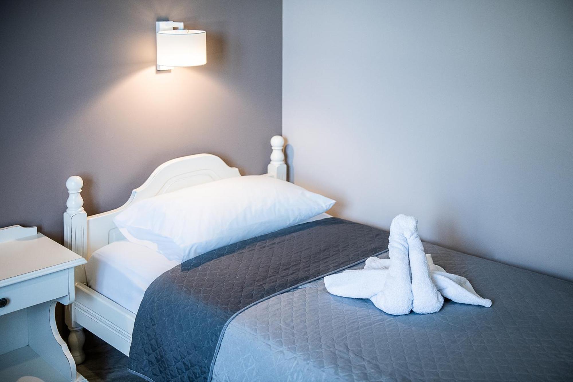 Lia Beachfront Apartments Stalos Ngoại thất bức ảnh