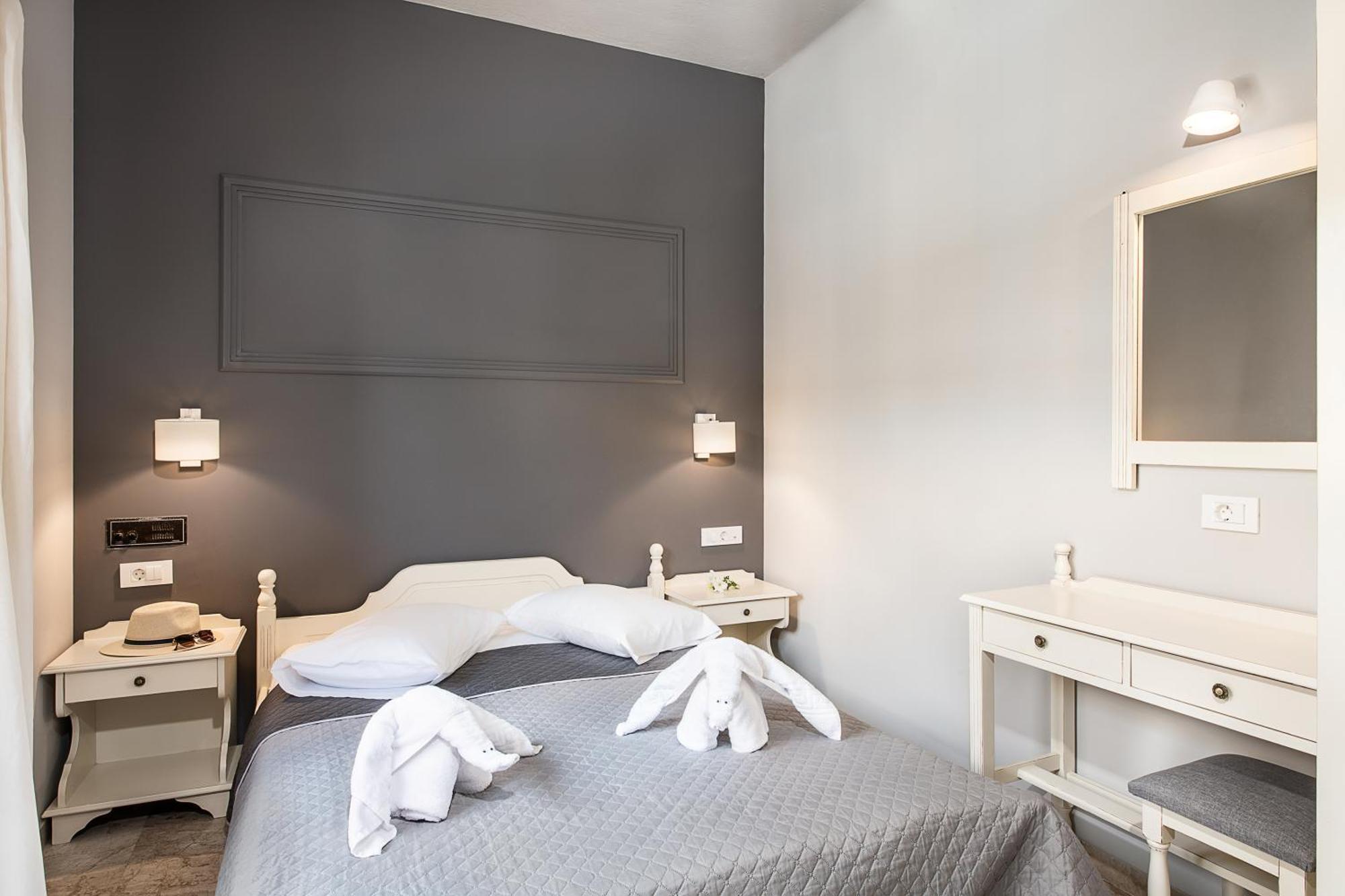 Lia Beachfront Apartments Stalos Ngoại thất bức ảnh