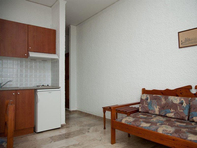 Lia Beachfront Apartments Stalos Ngoại thất bức ảnh